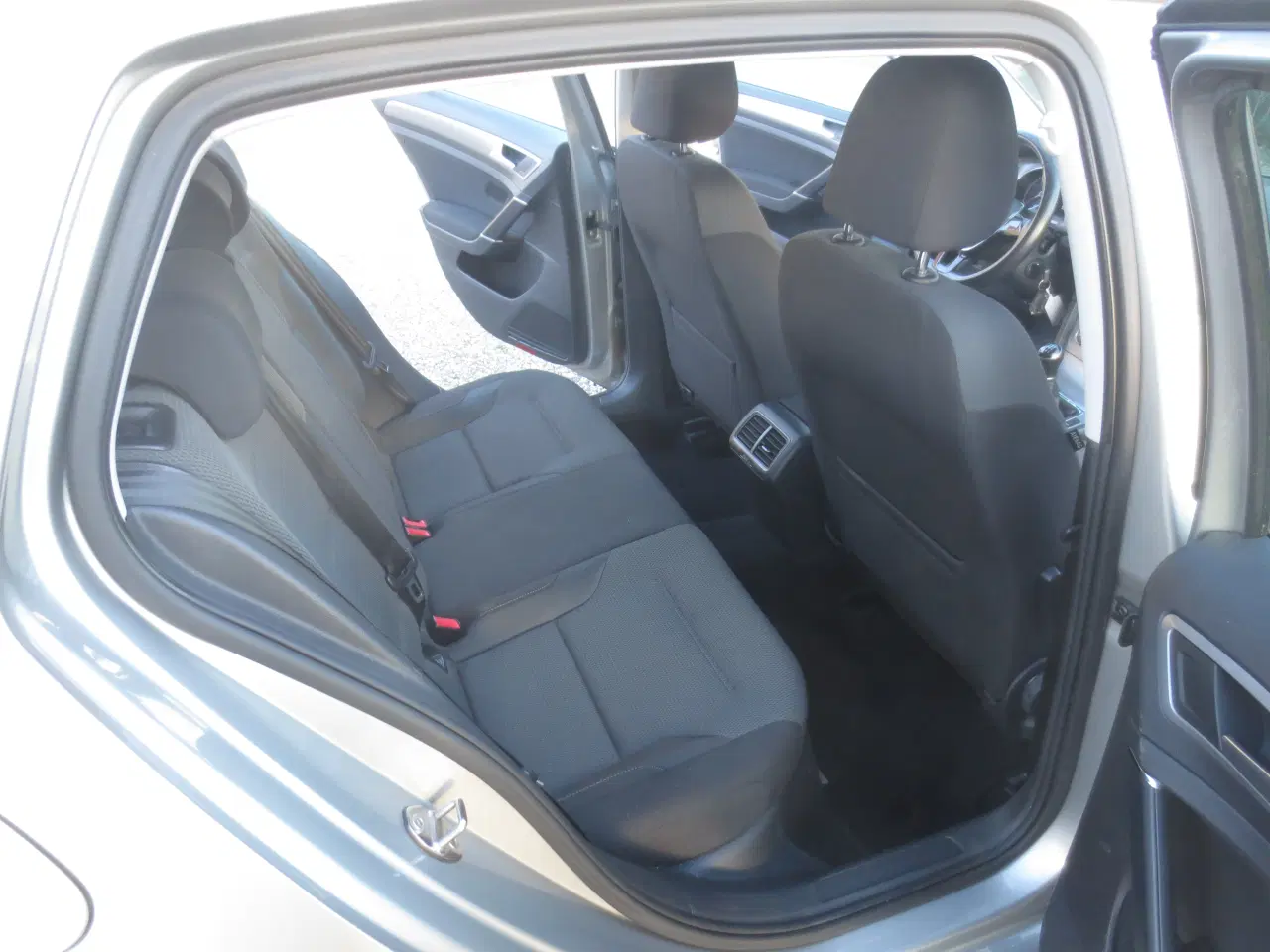 Billede 14 - Pæn VW Golf 7 1.4 TSi År 2013. 