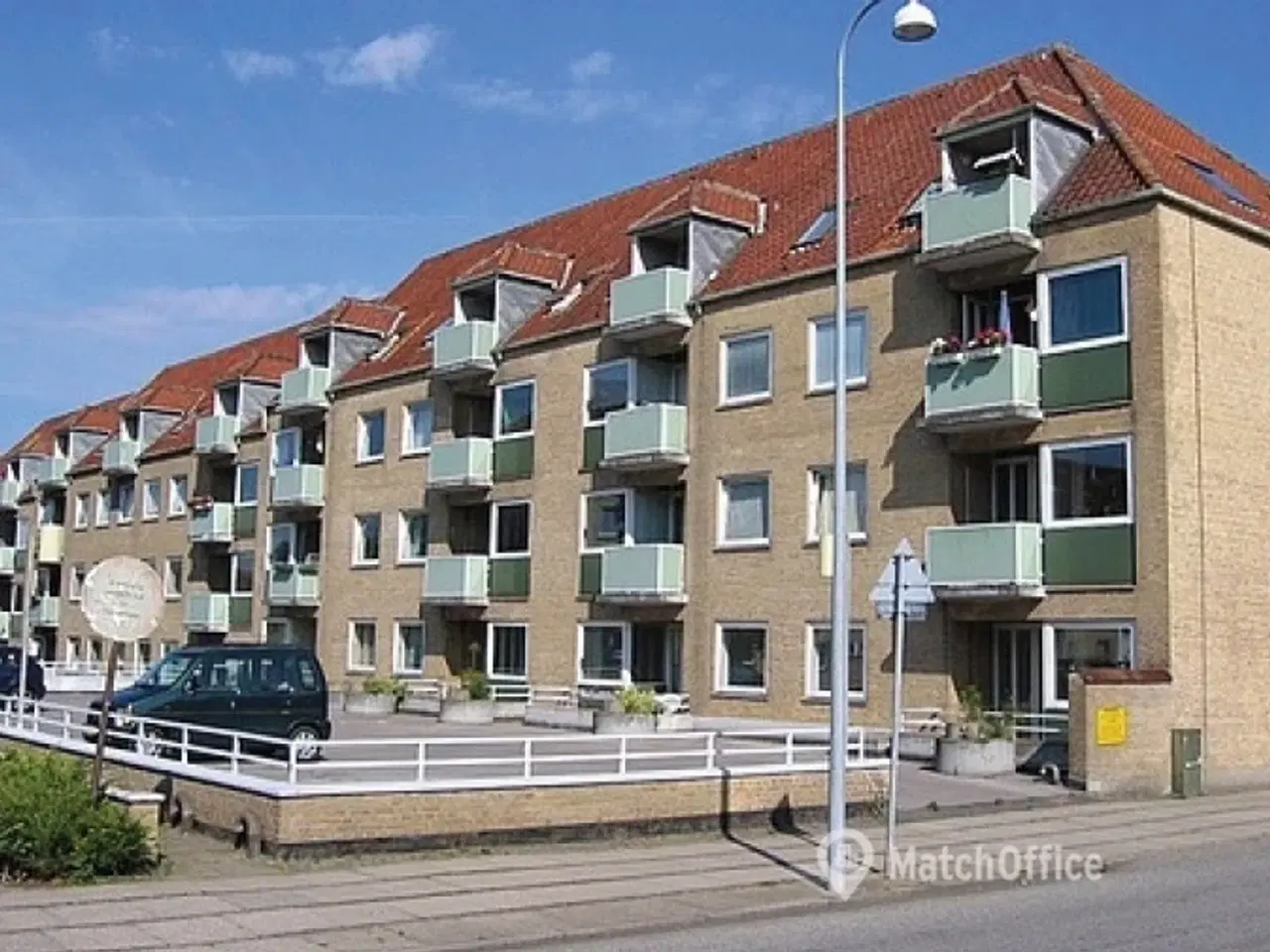 Billede 1 - 90 m² forsamlingslokale/kontor/ showroom udlejes i Frederici