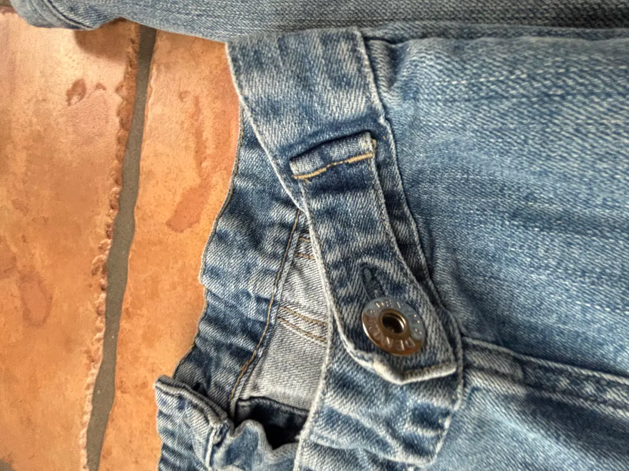 Billede 11 - H&M denimjakke til pige str 158 blå