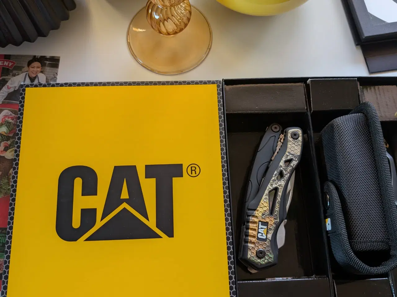 Billede 1 - CAT Gavesæt med 7 i en Multitool og Foldekniv