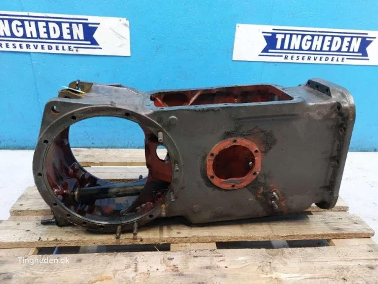 Billede 18 - Massey Ferguson 690 Differential Hus 1664513M2