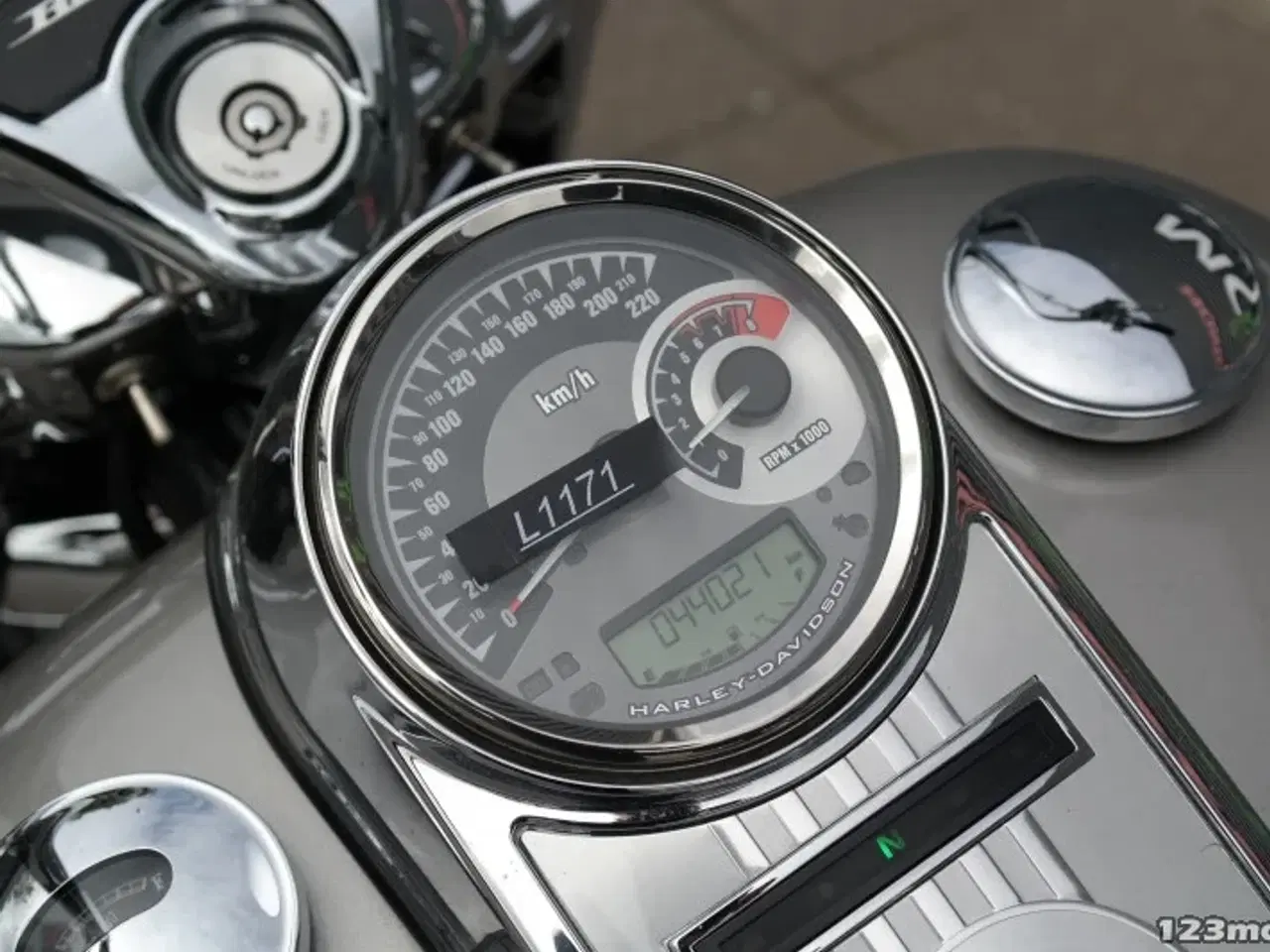 Billede 22 - Harley-Davidson FLHRC Road King Classic MC-SYD       BYTTER GERNE