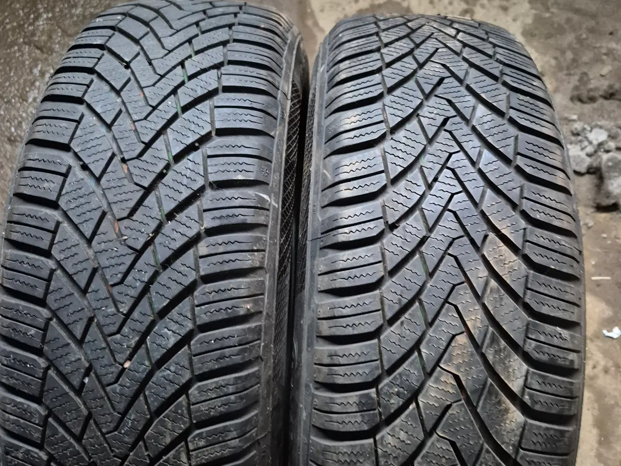 Billede 1 - 2 stk vinterdæk 15"