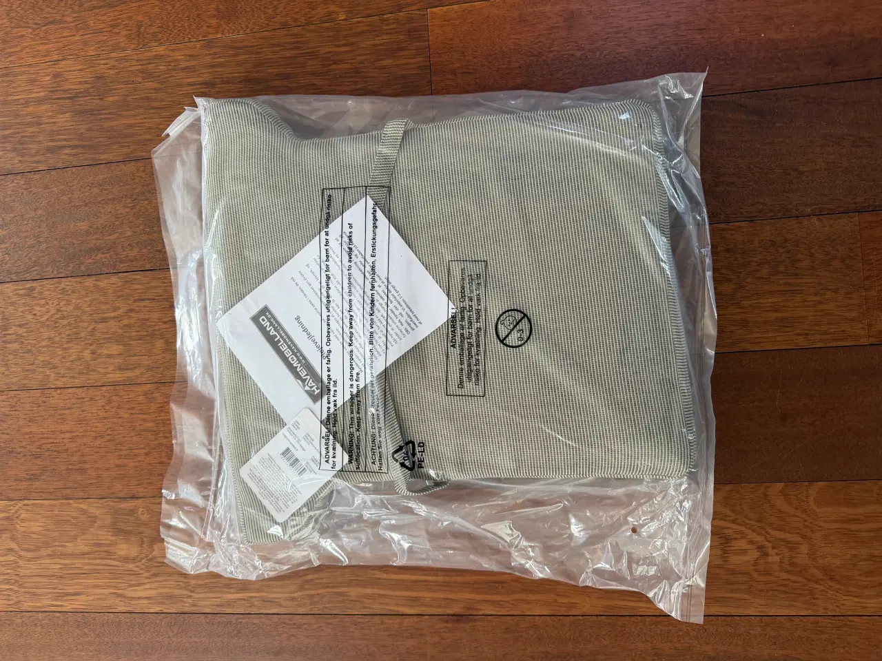 Billede 1 - Helt nye havehynder - 6 stk