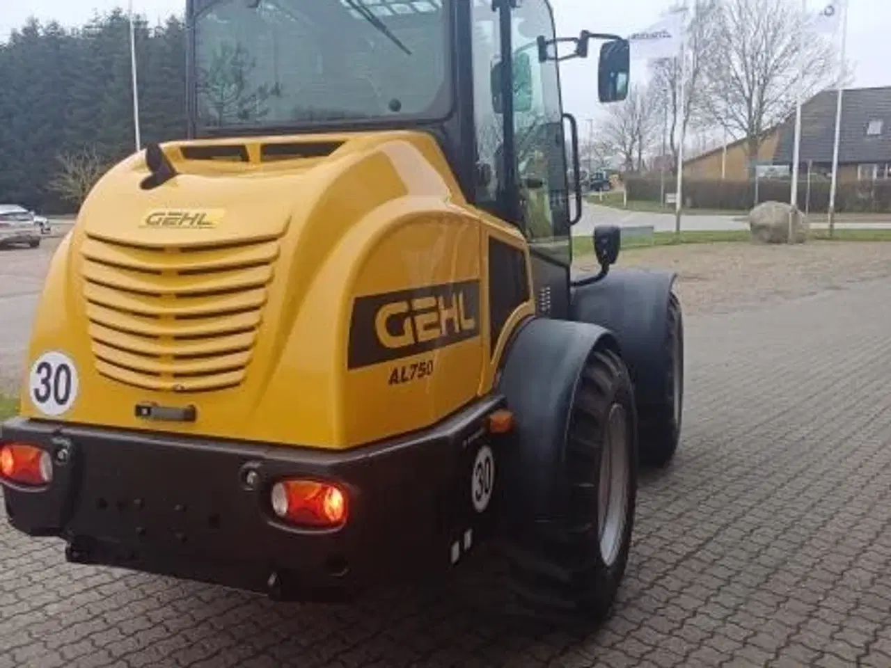 Billede 8 - Gehl AL750 m/kabine