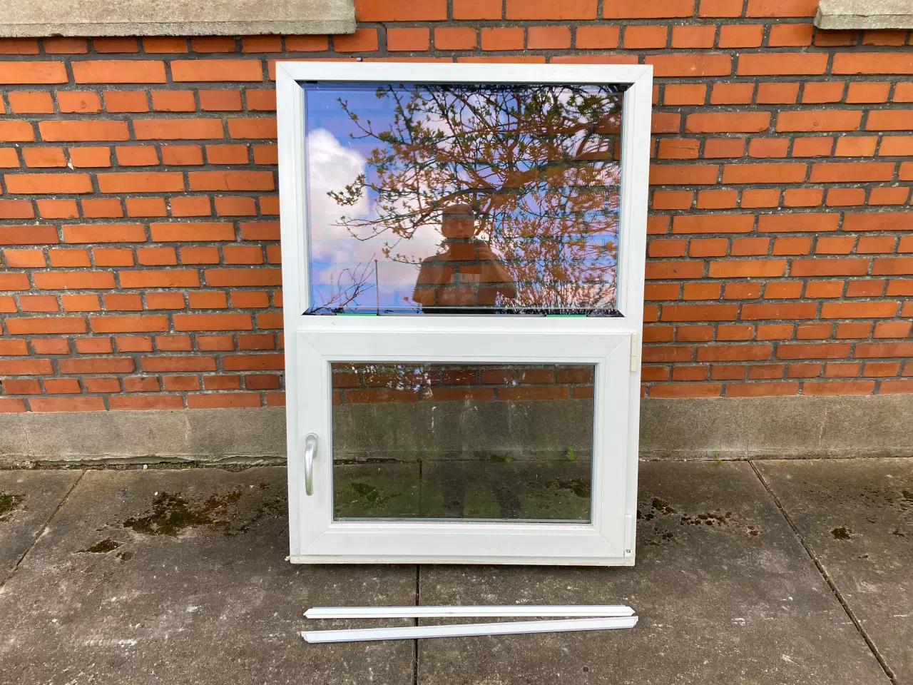 Billede 2 - Plast vindue 89x124