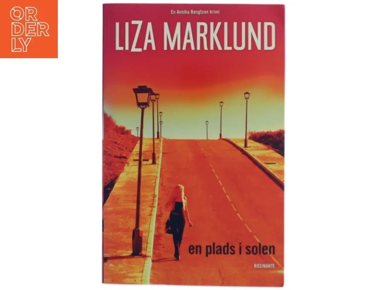 Billede 1 - En Plads I Solen af Liza Marklund (Bog)