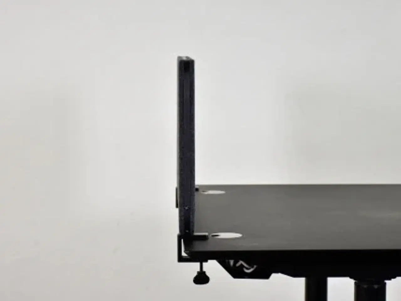 Billede 4 - Lintex edge bordskærm i mørkegrå, inkl. 2 sorte beslag