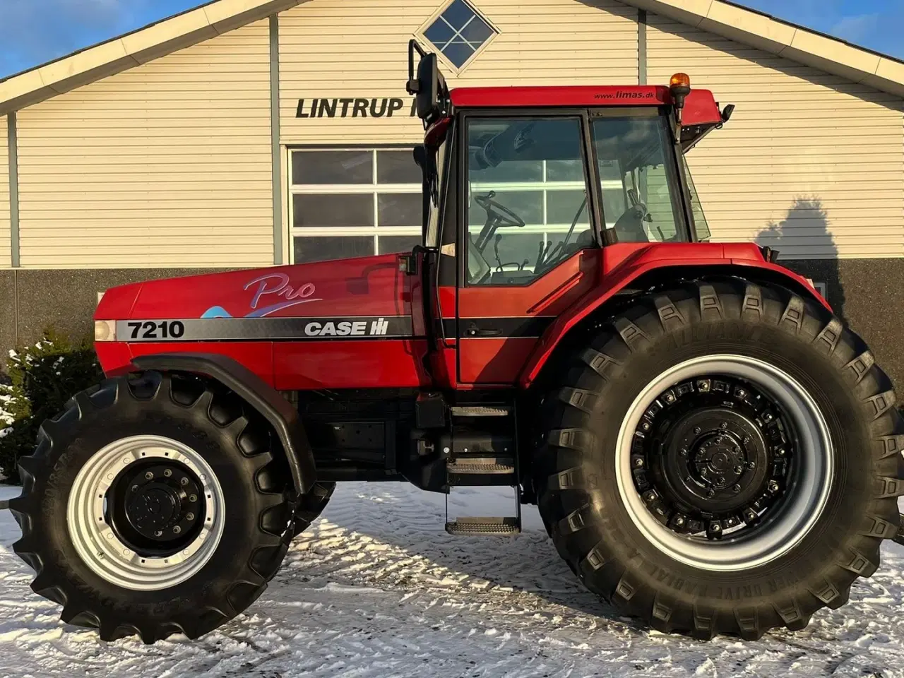 Billede 1 - Case IH Magnum 7210 PRO PRO model, og en ejers traktor fra ny.