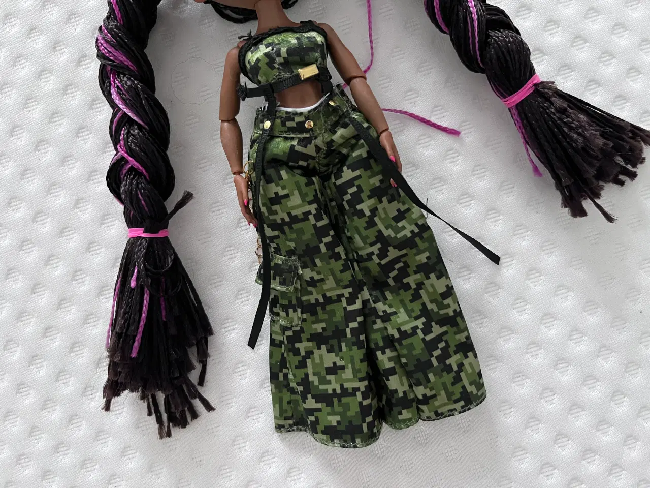 Billede 5 - L.O.L. Surprise Dukke inkl. tilbehør