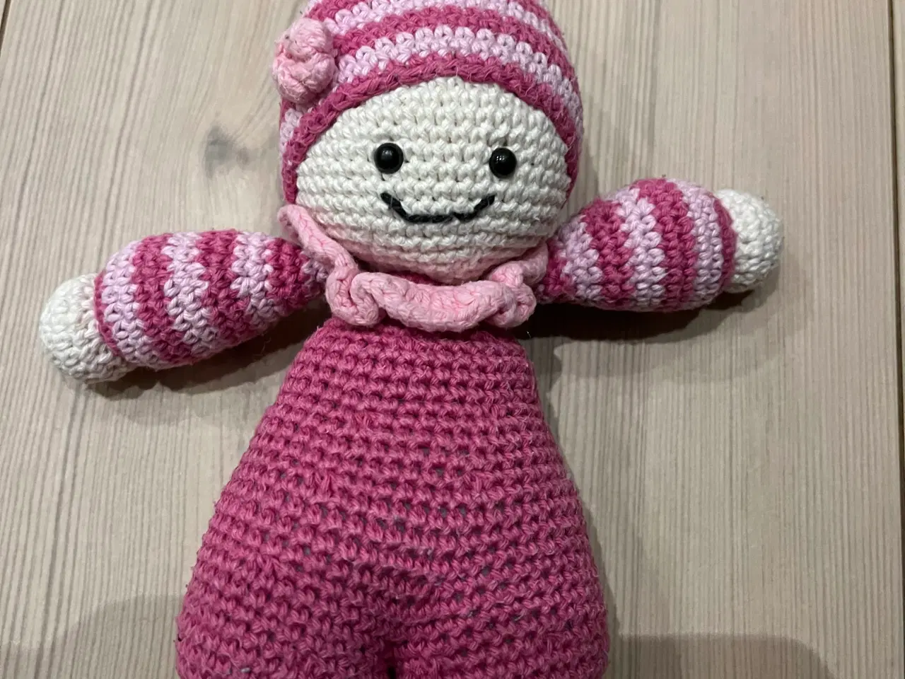 Billede 1 - Hæklet dukke
