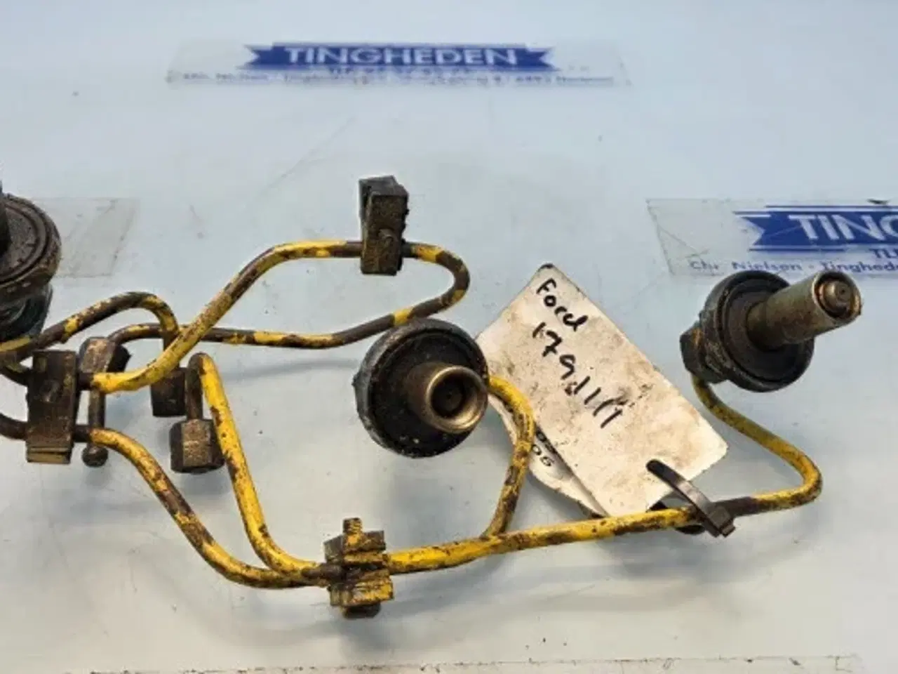 Billede 2 - Ford 2715E Dyserør Sæt 2703E9A557