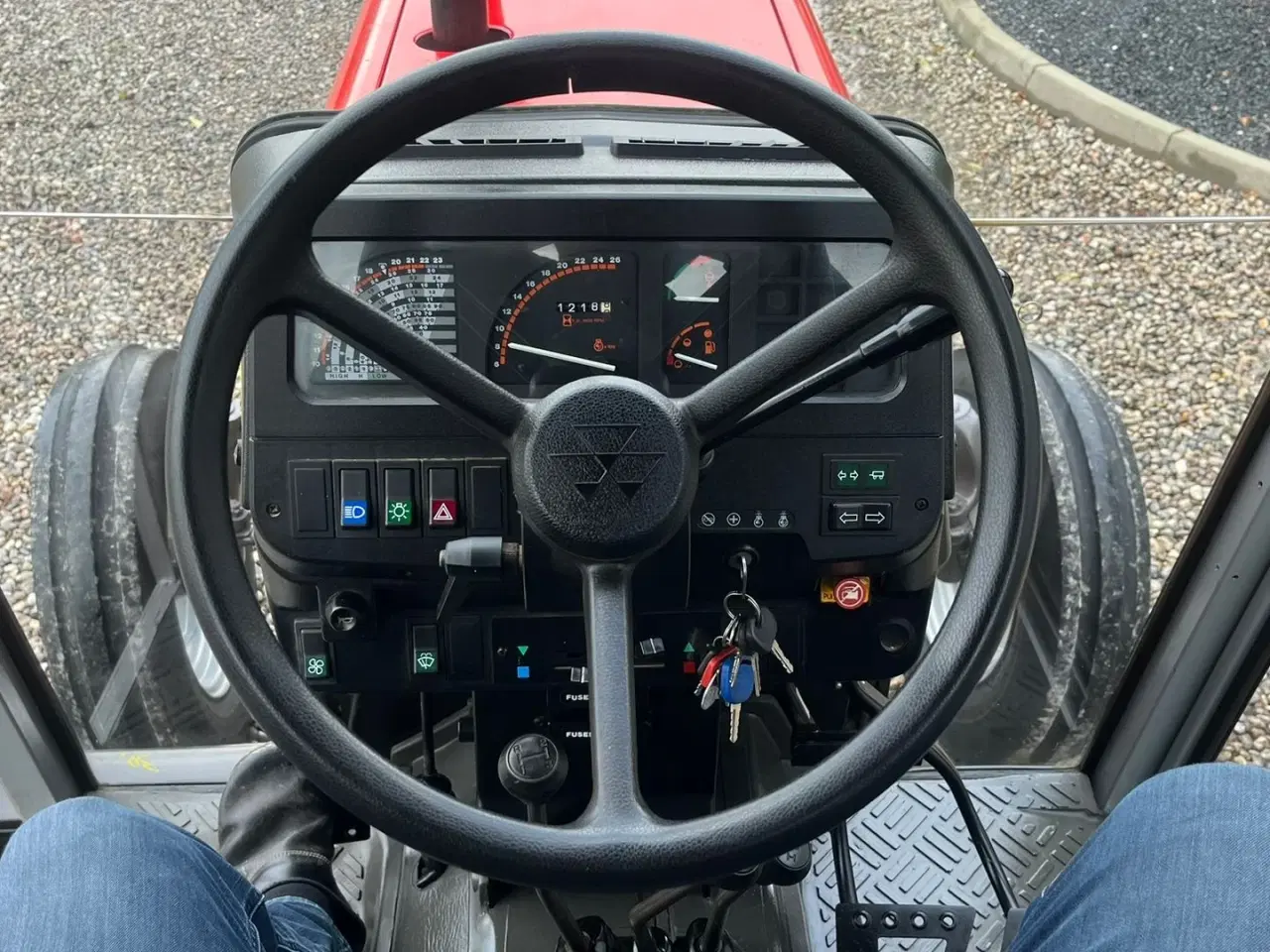 Billede 13 - Massey Ferguson 375 DEN ER SOM NY! Hi-Line model med fyldt servicebog og time garanti på.