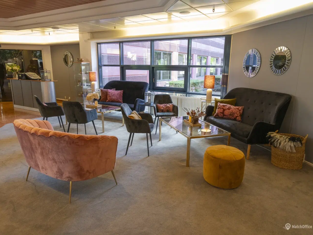 Billede 7 - FLERBRUGEREJENDOM m. kantine. reception og gratis parkering - LEJEMÅL TIL ISTANDSÆTTELSE