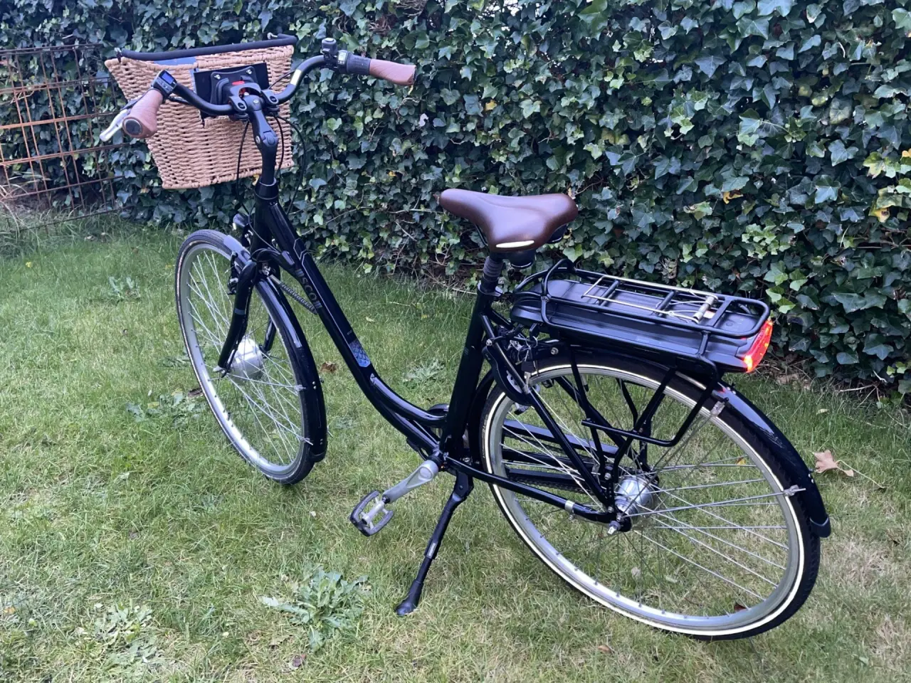 Billede 3 -  meget flot sco dame elcykel 28"  7 gear.