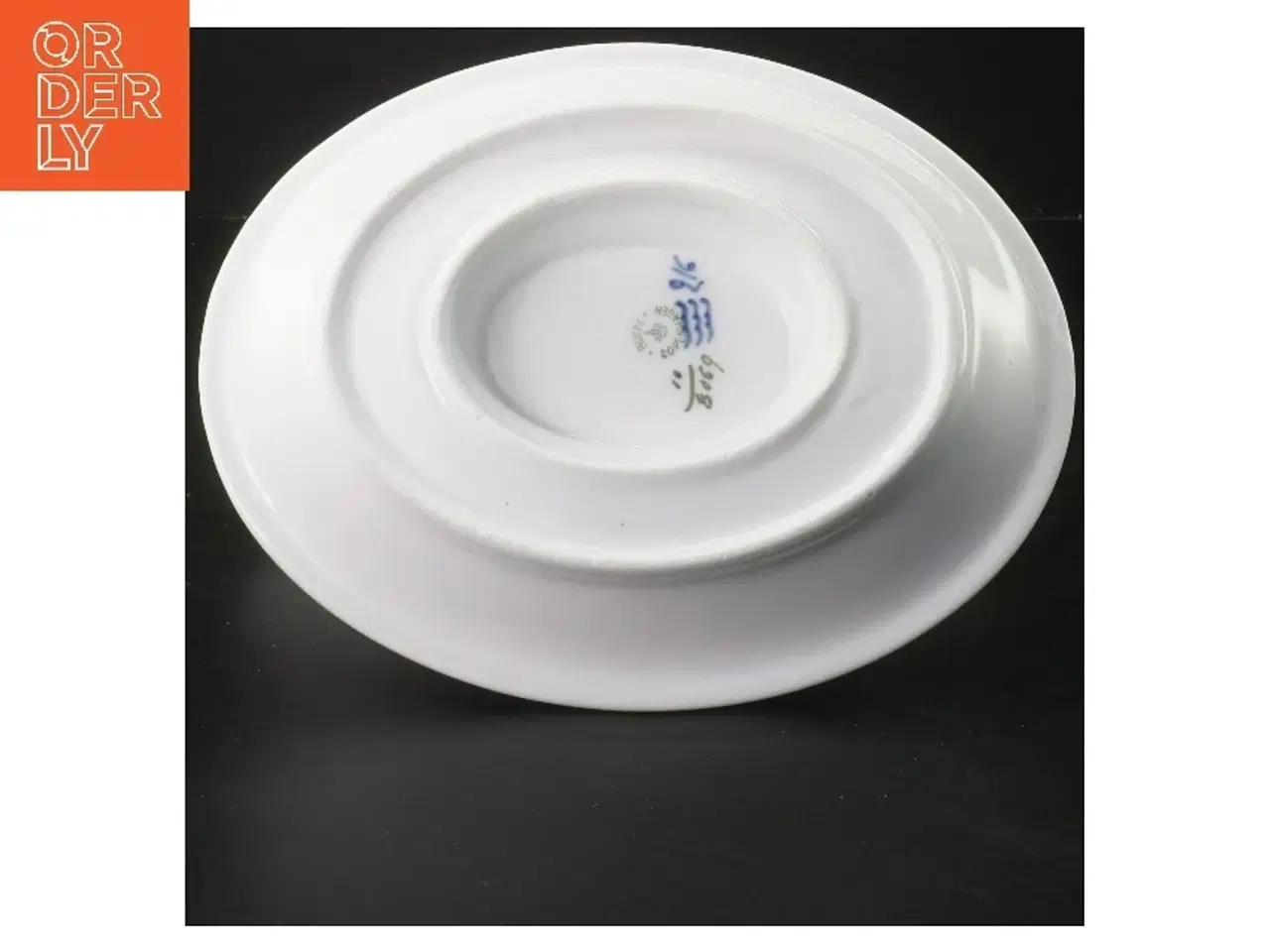 Billede 2 - Hvid porcelæn sovsekande med blåt blomst fra Royal Copenhagen (str. 21 cm)