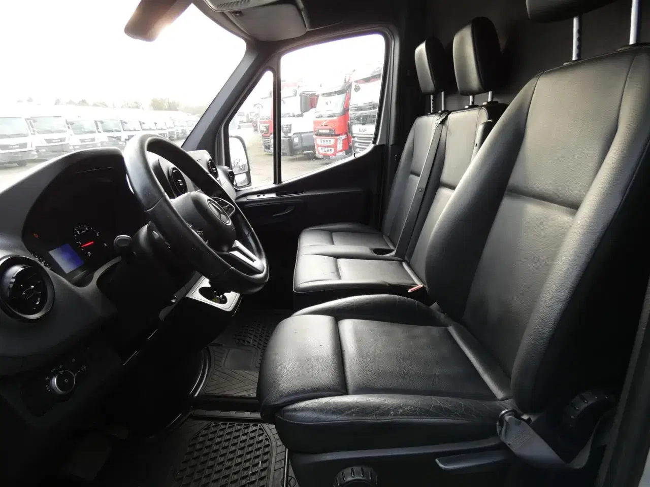 Billede 10 - Mercedes-Benz Sprinter 319 3,0 CDI A2 H2 RWD 190HK Van Aut.