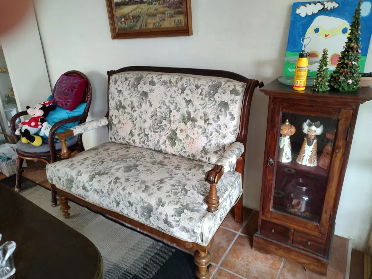 Billede 2 - Sofa og sofabord