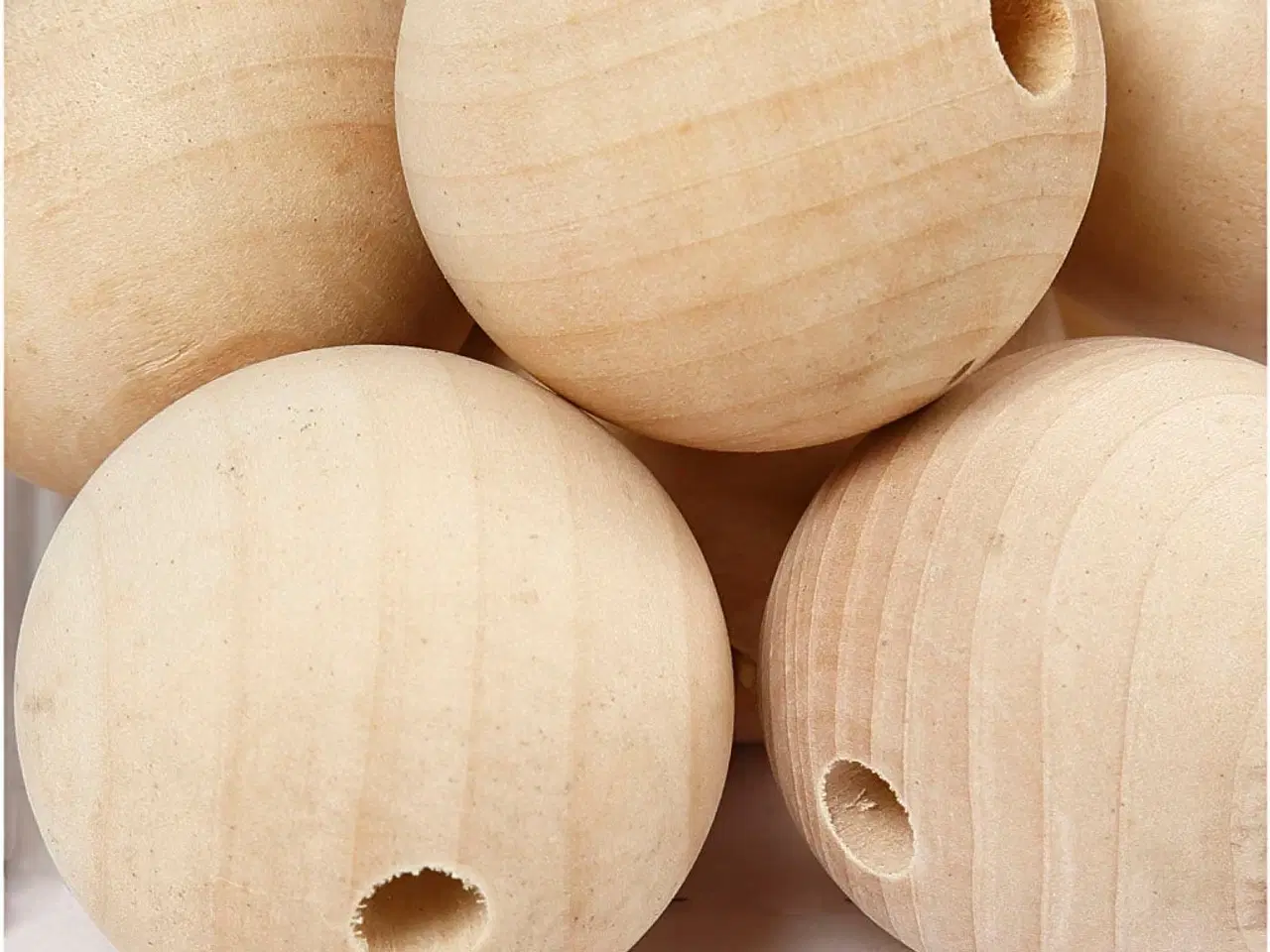 Billede 1 - Træperle, diam. 40 mm, hulstr. 7 mm, 30stk./ 1 pk.