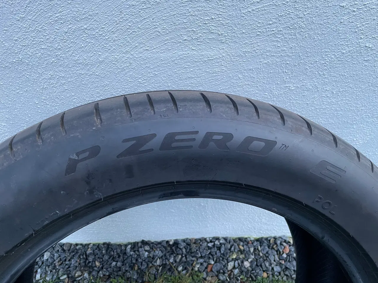 Billede 1 - pirelli dæk 255/50/R20 P Zero 20"