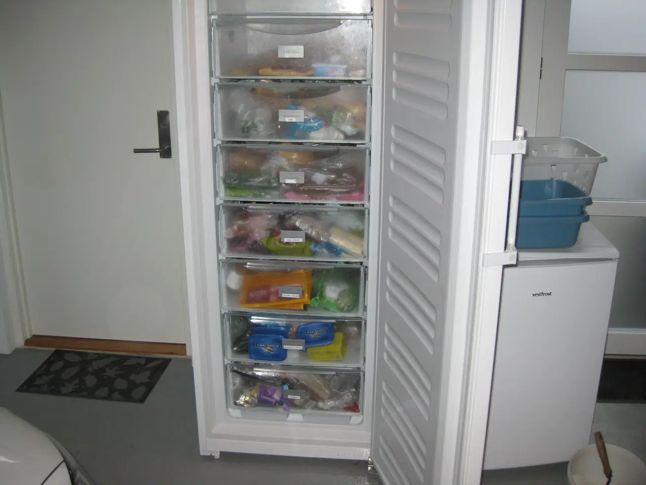 Billede 1 - Skabsfryser