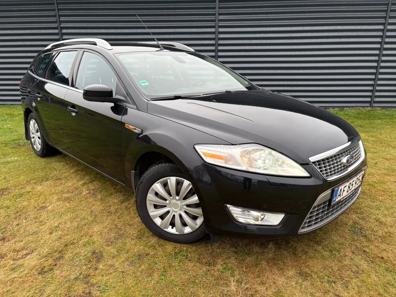 Billede 1 - Ford Mondeo 2,0 TDCi 140 - Kører godt - Skal Synes