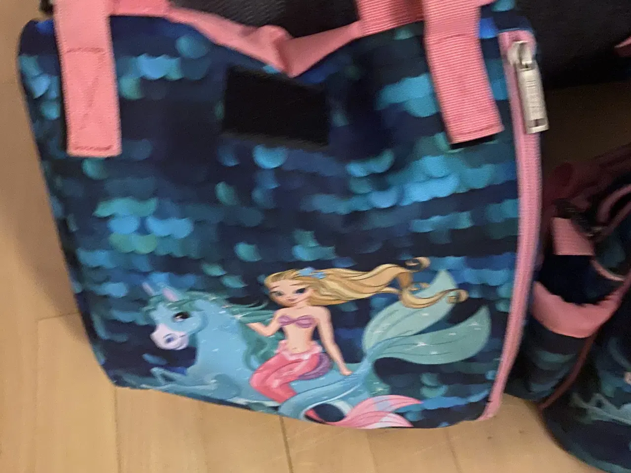 Billede 3 - Skoletaske