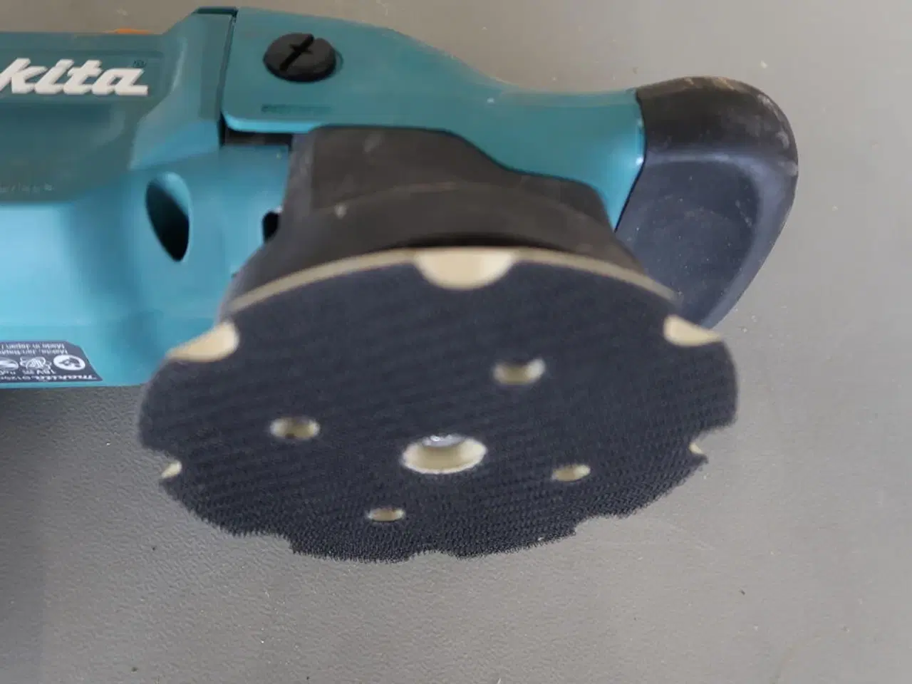 Billede 3 - Polermaskine 125mm MAKITA DPO500 med 1 batteri