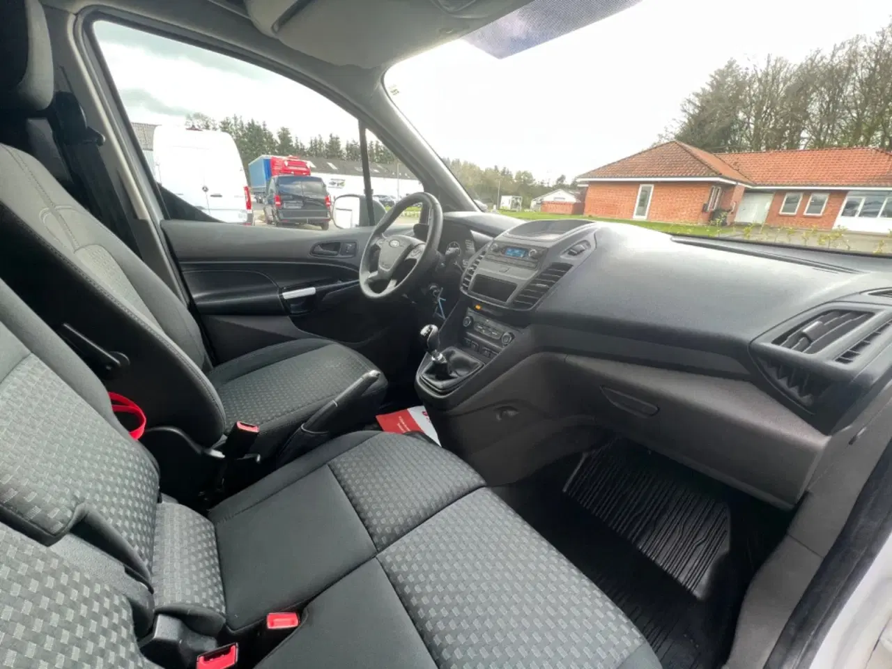 Billede 36 - Ford Transit Connect 1,5 TDCi 100 Trend kort