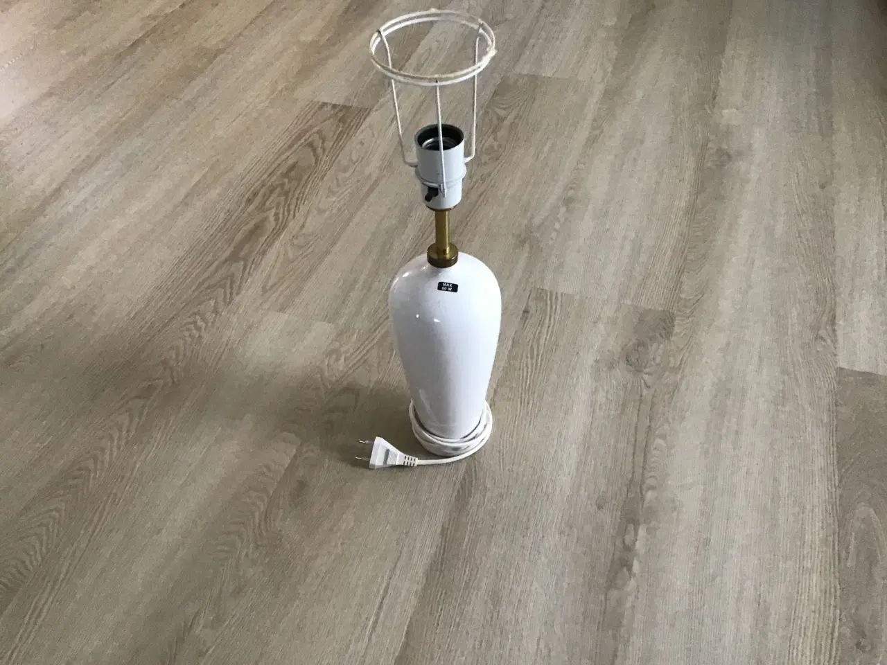 Billede 1 - Bordlampe hvid porcelæn