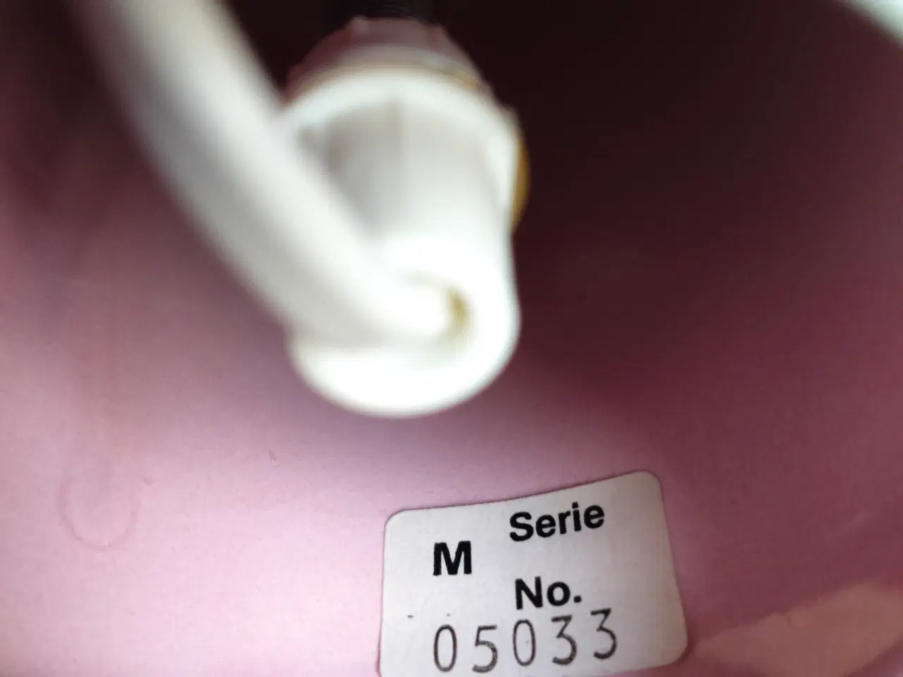 Billede 6 - To lyserøde bordlamper – retro stil