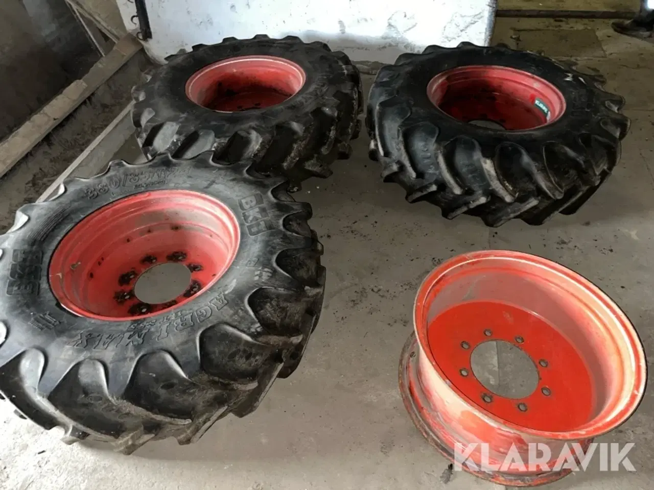 Billede 2 - Landsbrugshjul BKT og Firestone 380/85R24