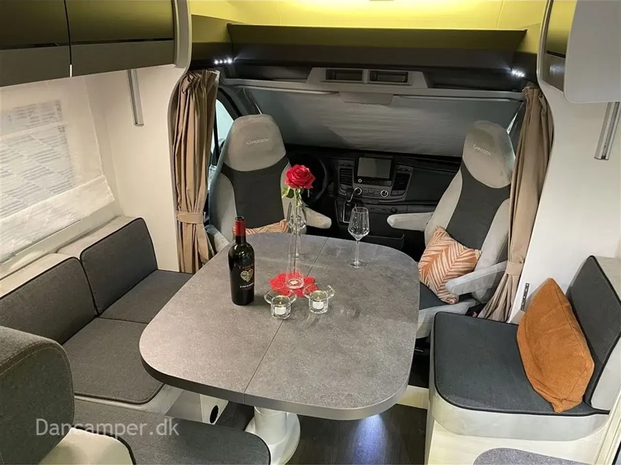 Billede 18 - 2024 - Chausson Titanium 627 ULTIMATE   Nedsat kr. 61.000,- Enkeltsenge + hæve-/sænkeseng, 5 selepladser, 4 sovepladser med mulighed for 5, 170Hk Aut,, Artic pakke, meget udstyr