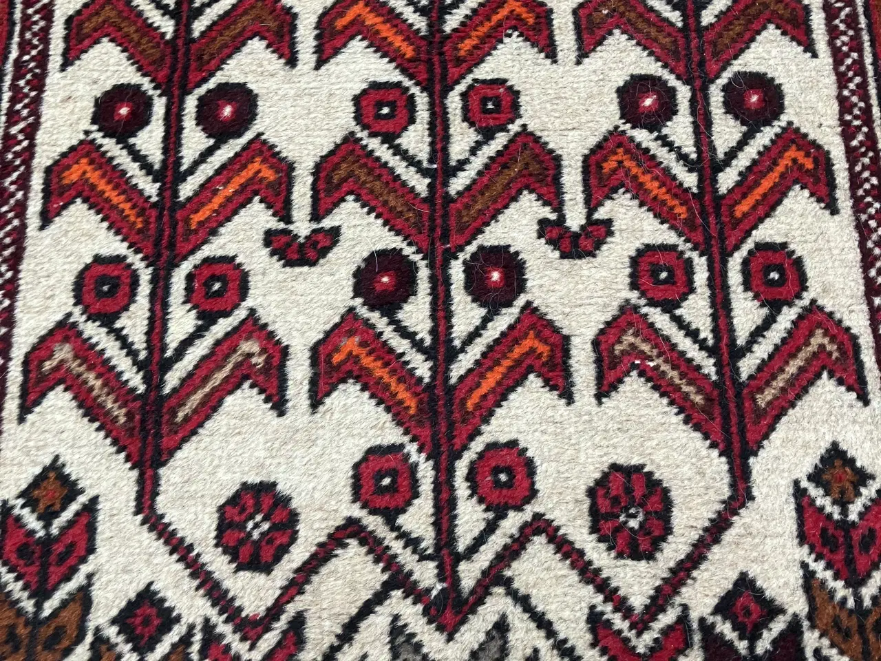 Billede 2 - Beluch Håndknyttet tæppe