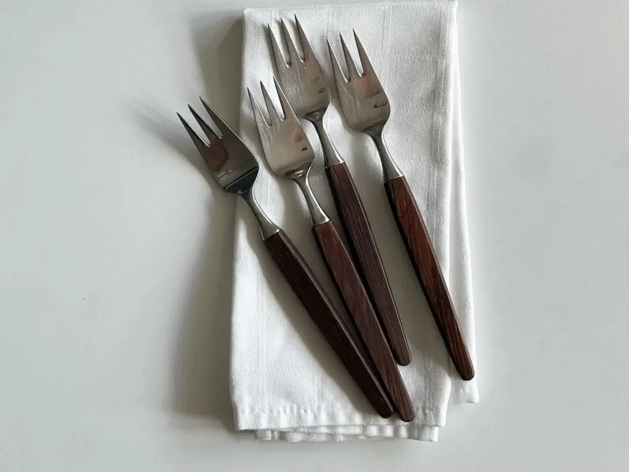 Billede 1 - Tias Eckhoff, Lundtofte gaffel m træskaft, 4 stk samlet