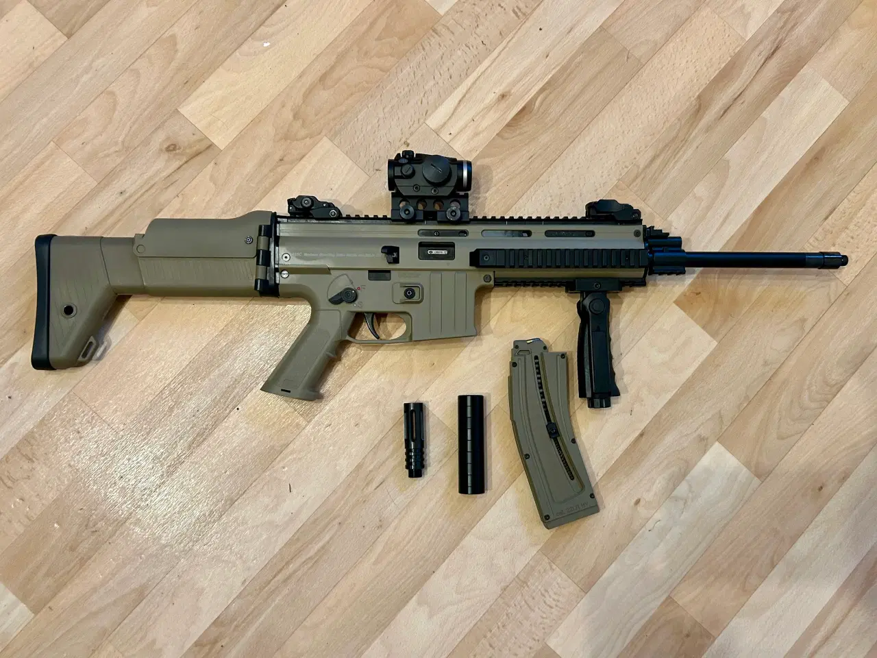 Billede 1 - ISSC MK22 halvautomatisk salonriffel