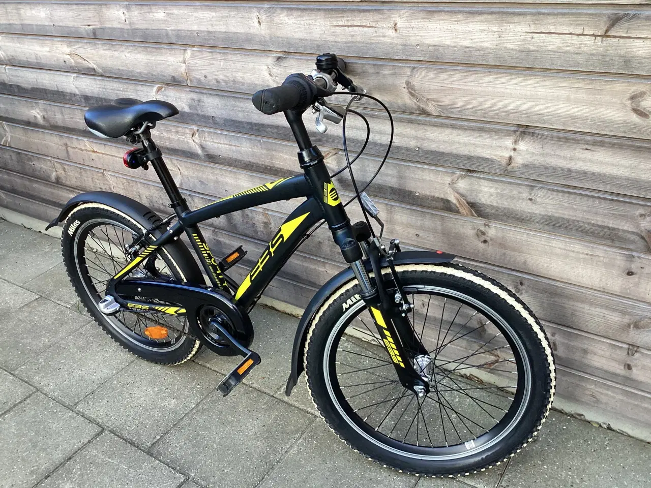 Billede 6 - EBS drengecykel med 20 tommer hjul, meget velholdt