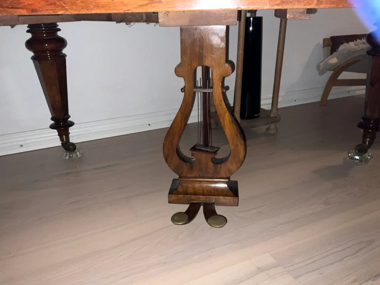 Billede 3 - Taffel klaver fra 1872