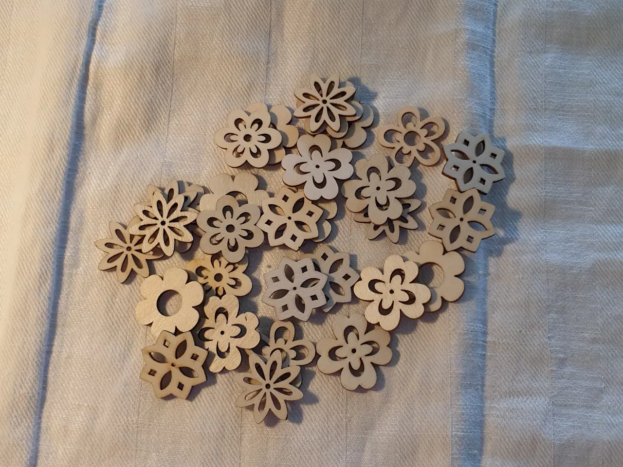 Billede 1 - Hobby Bixen 1foto5kr 3foto10kr Se 6 foto