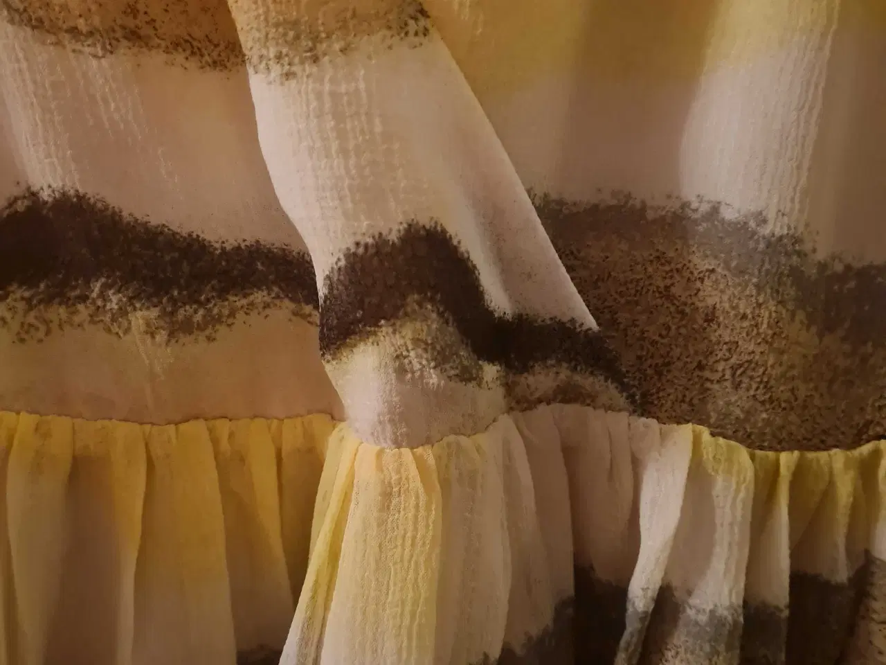 Billede 10 - ny kjole str M 38 fra Soaked In Luxery