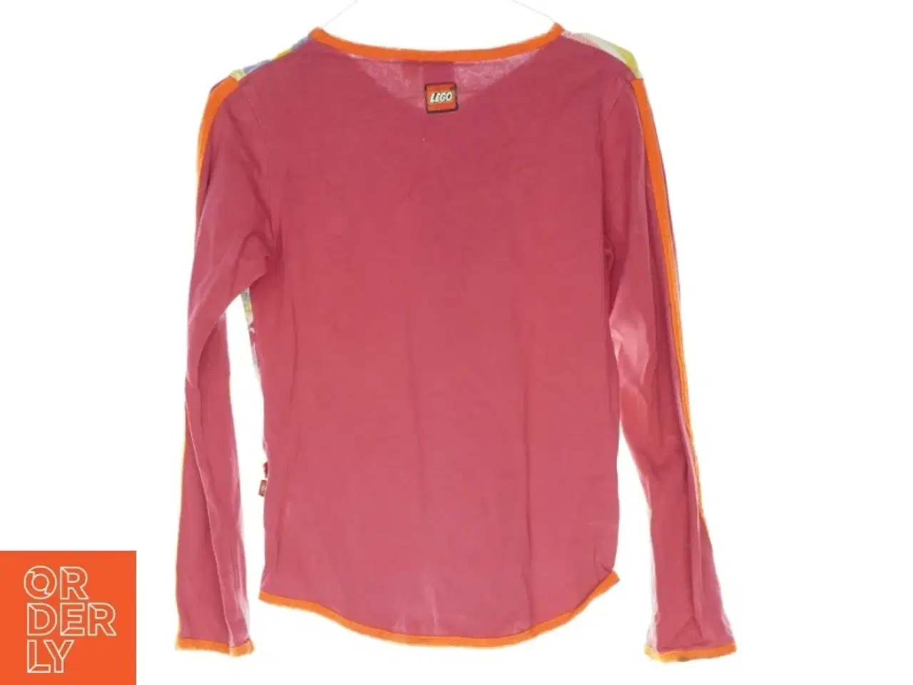 Billede 2 - Bluse fra Lego (str. 122 cm)
