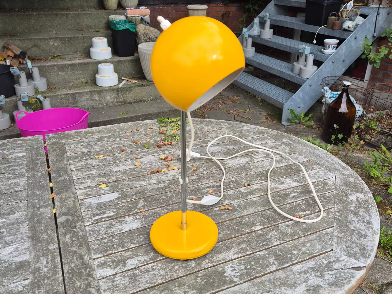 Billede 1 - Herlig gul retro bordlampe 