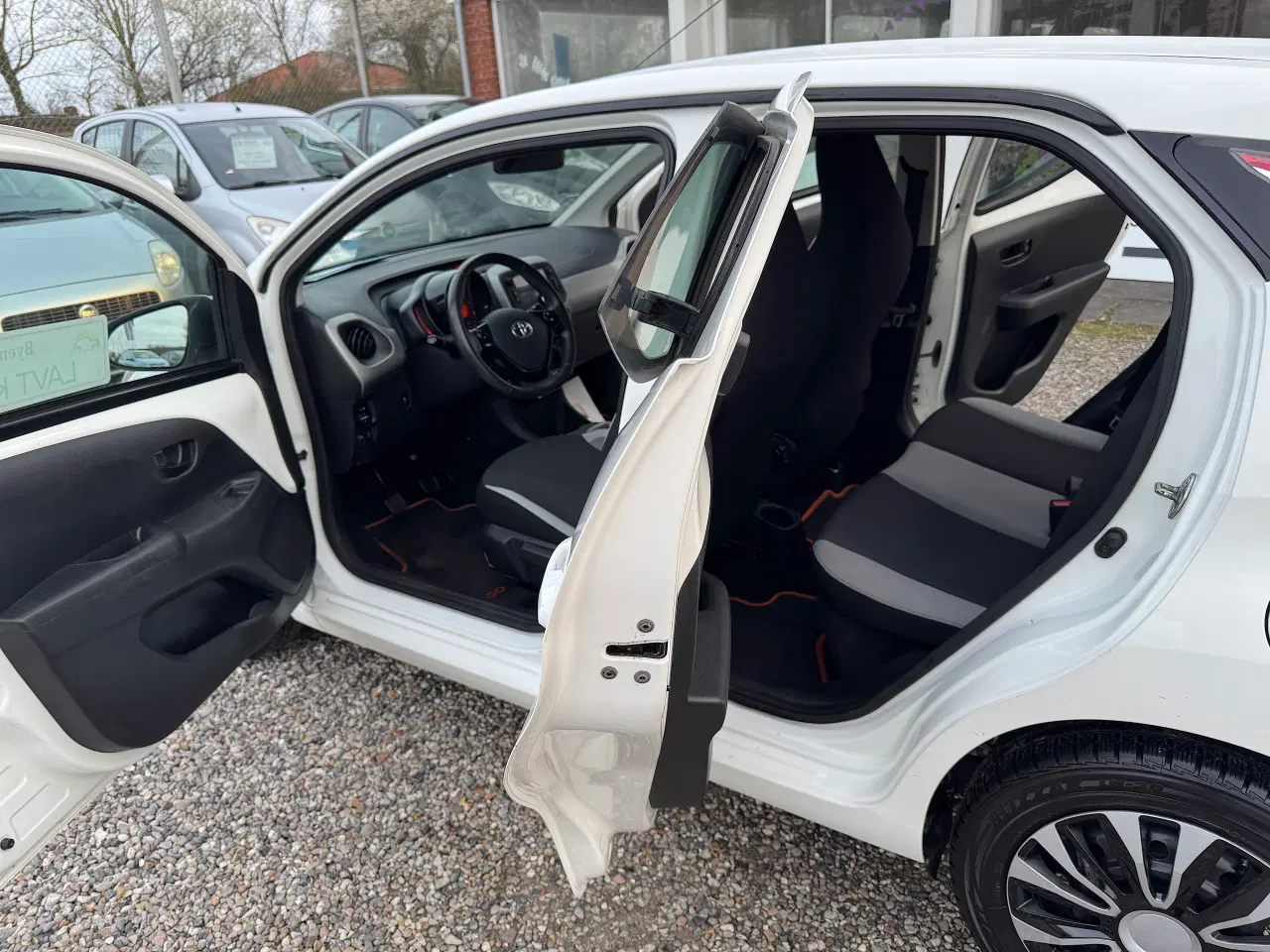 Billede 14 - Toyota Aygo Xplay Nysyn meget økonomisk