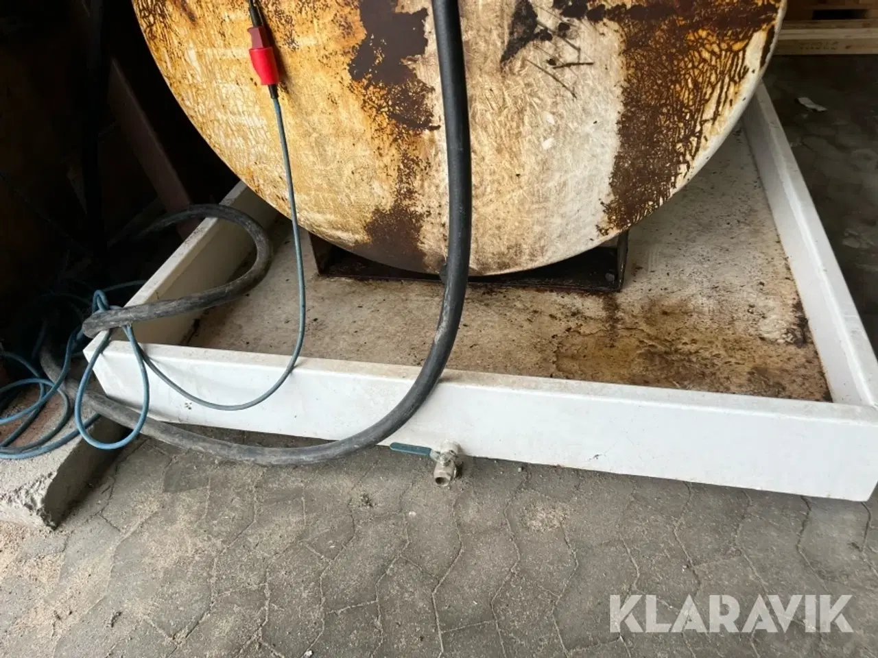Billede 7 - Diesel tankanlæg 4000 Liter KN Smede- Og Beholderfabrik C3A