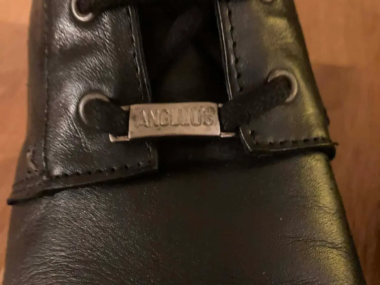 Billede 4 - Sorte Angulus  lange støvler str 37