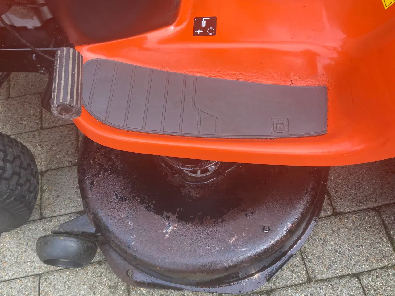 Billede 8 - Husqvarna LTH152 Havetraktor