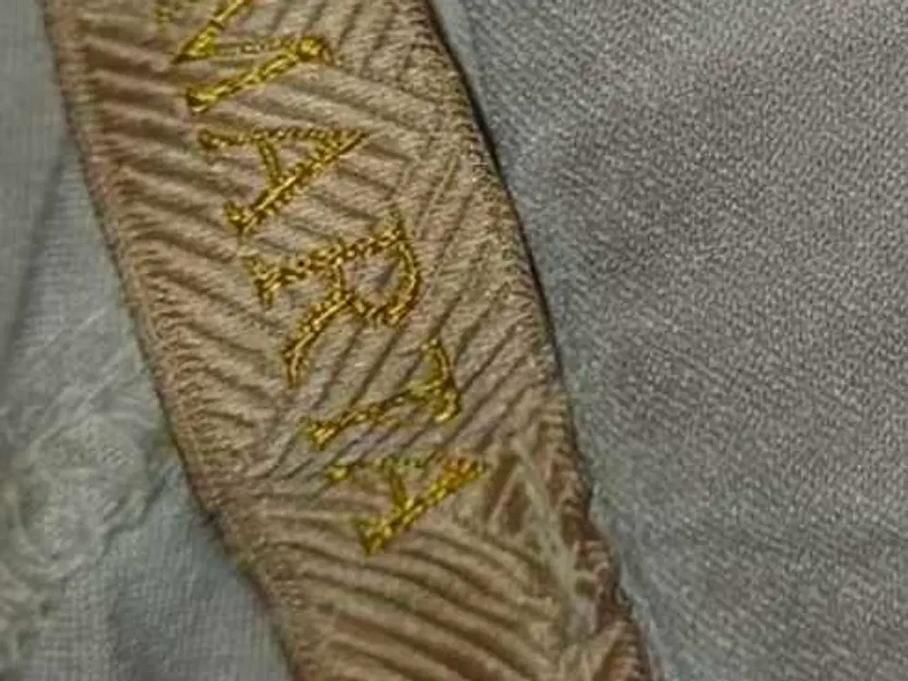 Billede 6 - Sandfarvet bukser