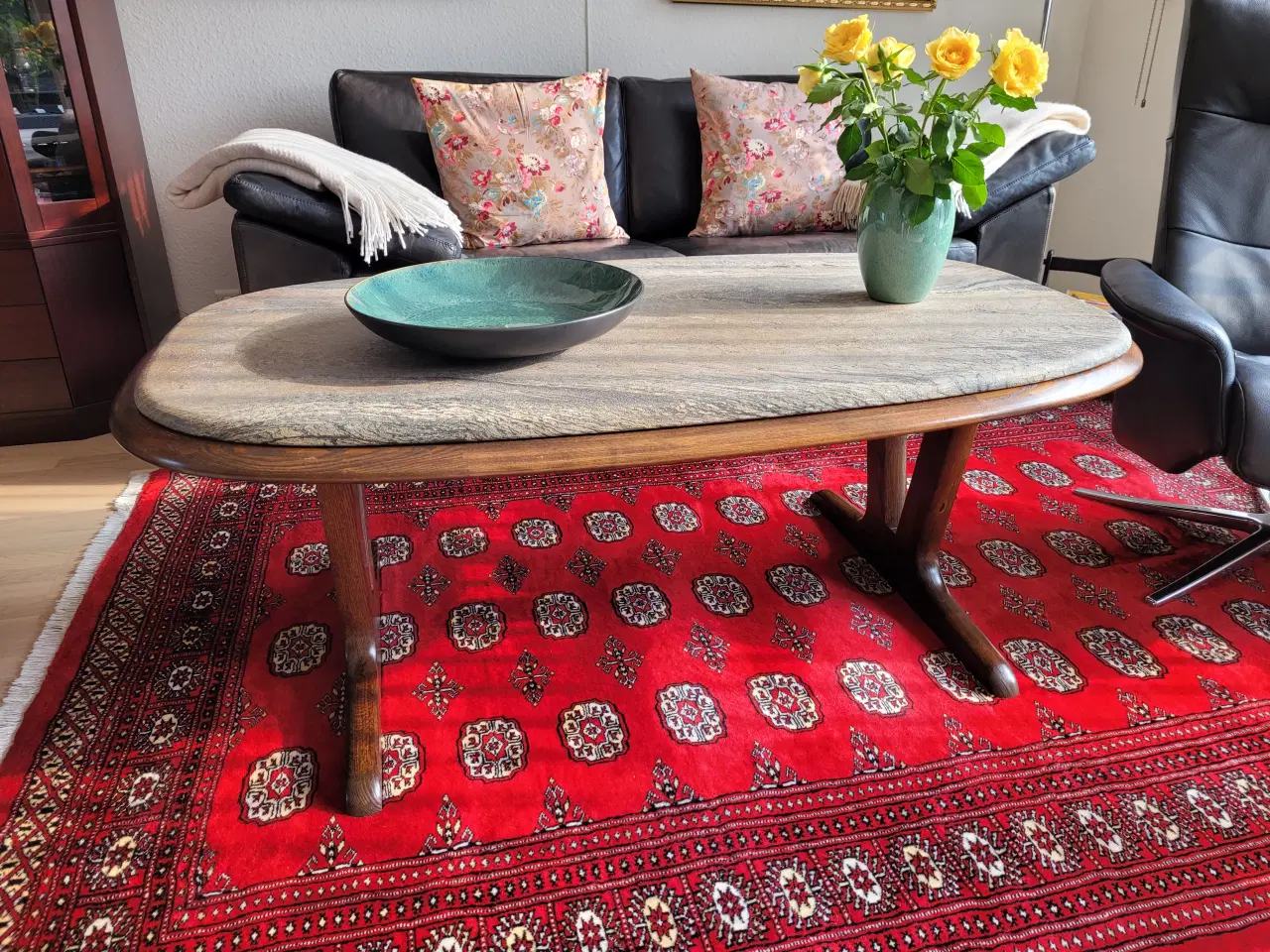 Billede 1 - Sofabord  mahogni  med granitbord