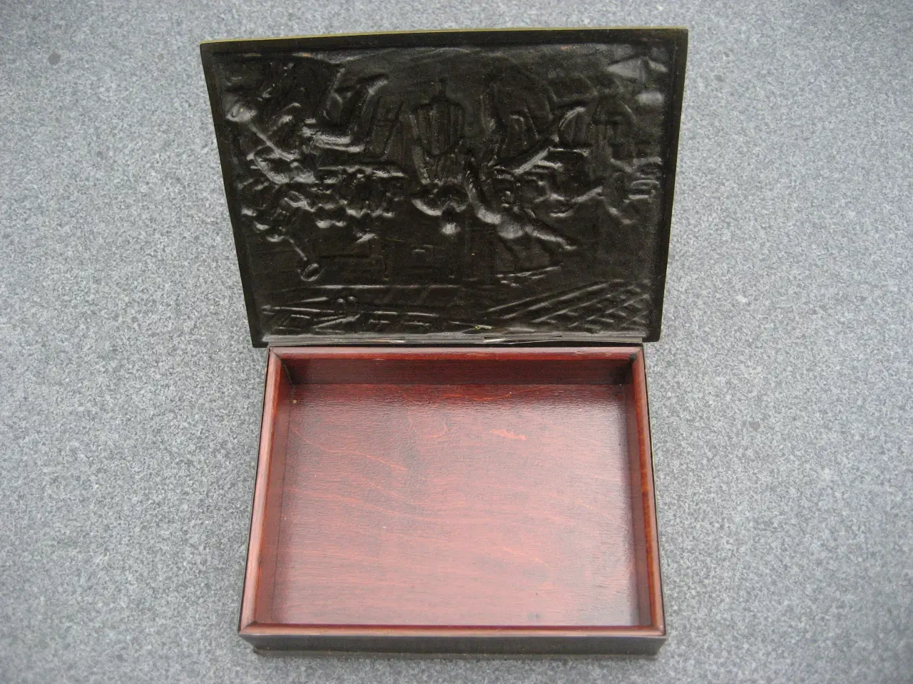 Billede 2 - Flot bronze-skrin sælges