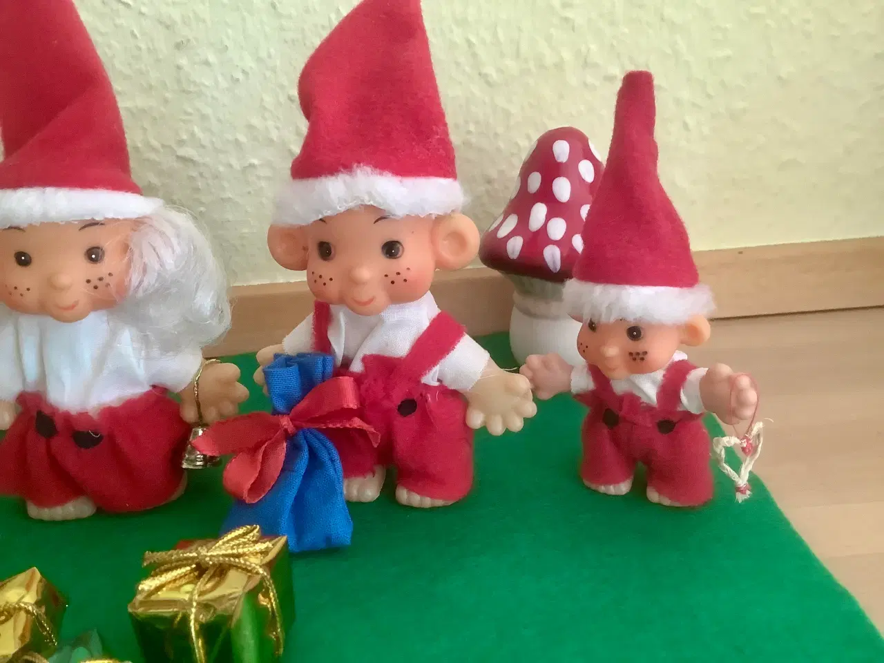 Billede 2 - Trolde nisse familie.